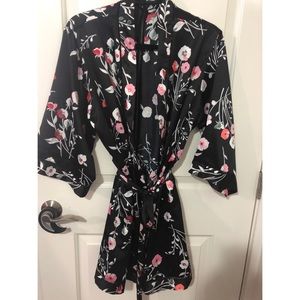 Gillian & O'Malley Kimono Style Robe M/L
